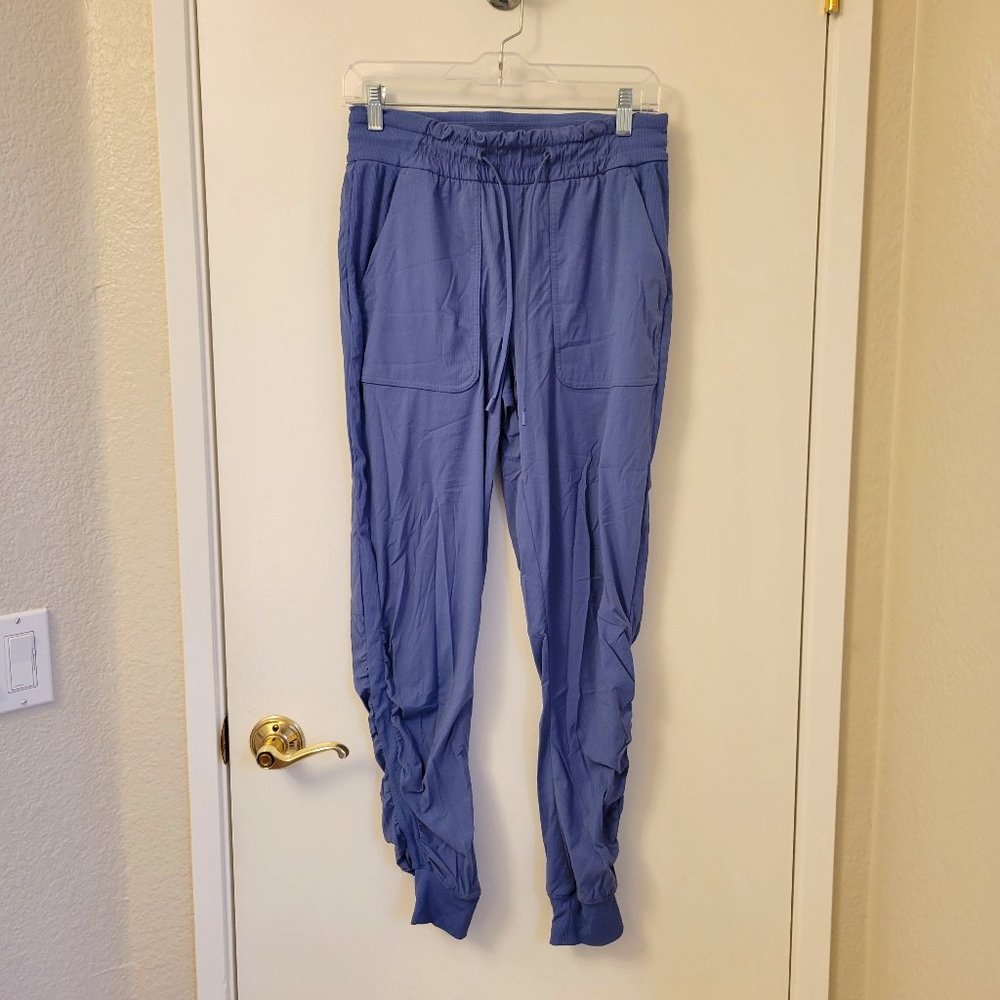 lululemon Beyond the Studio Jogger size 6